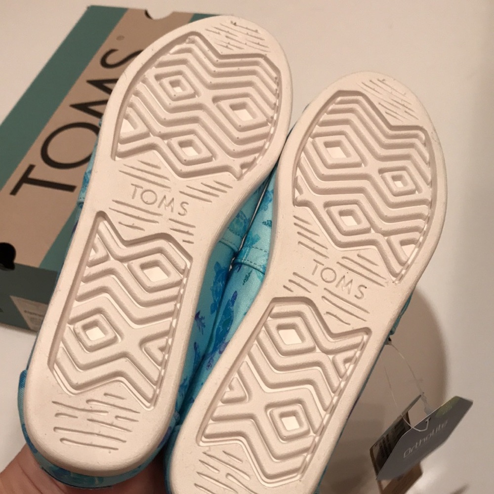 NWT TOMS ALPARGATA sea TURTLES SHOES 6 slip on light aqua - Picture 5 of 8